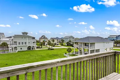 4114 Courageous Lane, Galveston, TX 77554 - Photo 25