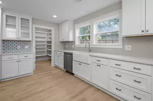 601 N 4th St, Crockett, TX 75835 - Photo 9