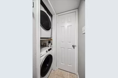 2100 Tanglewilde Street #702, Houston, TX 77063 - Photo 13