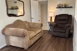 913A Atchison Street N, Sealy, TX 77474 - Photo 5