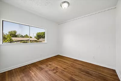 1006 Valerie Avenue, Pasadena, TX 77502 - Photo 5