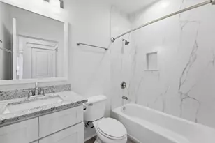 4211 Pointe W Dr, Galveston, TX 77554 - Photo 25