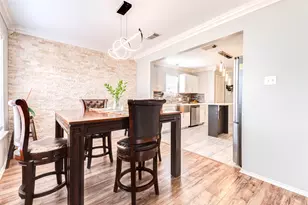 2202 Falling Oaks Rd, Houston, TX 77038 - Photo 7