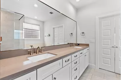 2808 Grand Fountains Drive #D, Houston, TX 77054 - Photo 27