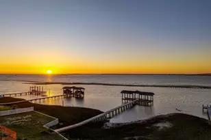 9417 Vista Bella, Galveston, TX 77554 - Photo 3