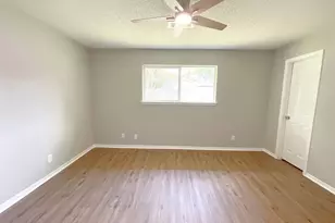 522 Irene Dr, Highlands, TX 77562 - Photo 19