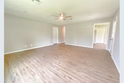 522 Irene Drive, Highlands, TX 77562 - Photo 7