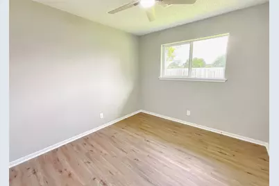 522 Irene Drive, Highlands, TX 77562 - Photo 23