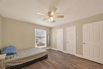 18515 Egret Bay Boulevard #1302, Houston, TX 77058 - Photo 9