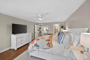 70 Colony Park Cir, Galveston, TX 77551 - Photo 25