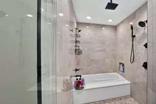 70 Colony Park Cir, Galveston, TX 77551 - Photo 27