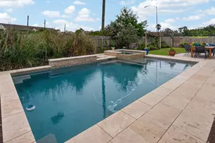 70 Colony Park Cir, Galveston, TX 77551 - Photo 39