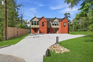 12204 Hairston Cir, Willis, TX 77318 - Photo 1