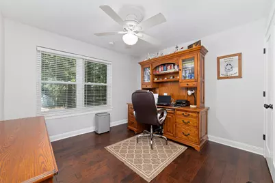 218 E Rainbow Ridge Circle, The Woodlands, TX 77381 - Photo 23