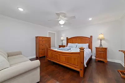 218 E Rainbow Ridge Circle, The Woodlands, TX 77381 - Photo 17