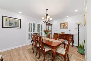 218 E Rainbow Ridge Cir, The Woodlands, TX 77381 - Photo 5