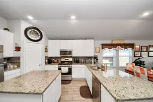15527 Abbotshall Bnd Dr, Humble, TX 77346 - Photo 5