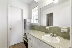 3139 Jeanetta St, Houston, TX 77063 - Photo 27