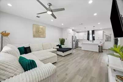 8308 James Franklin Street, Houston, TX 77088 - Photo 3
