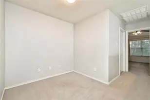 62 E Stedhill Loop, Conroe, TX 77384 - Photo 23