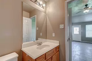 3906 Portman Glen Ln, Houston, TX 77047 - Photo 15