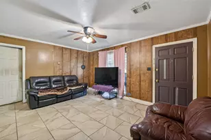 919 Christine St, Houston, TX 77017 - Photo 9