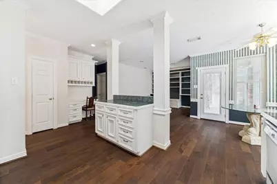 6607 Queensclub Drive, Houston, TX 77069 - Photo 9