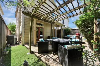 1810 Nicholson Street, Houston, TX 77008 - Photo 33