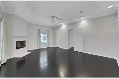 4616 Spruce Street, Bellaire, TX 77401 - Photo 23