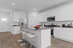 3719 Zoeys Wy, Fulshear, TX 77441 - Photo 11