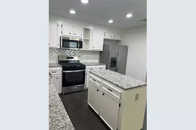 9126 Devoncroft Drive, Houston, TX 77031 - Photo 11
