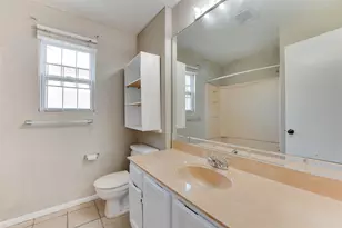 13218 Avonshire Dr, Houston, TX 77083 - Photo 9