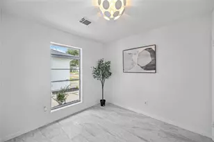 13114 White Heather Dr, Houston, TX 77045 - Photo 25