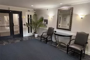 357 N Post Oak Ln, Houston, TX 77024 - Photo 11