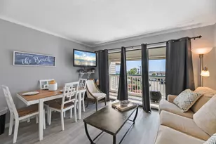 6102 Seawall Blvd, Galveston, TX 77551 - Photo 3