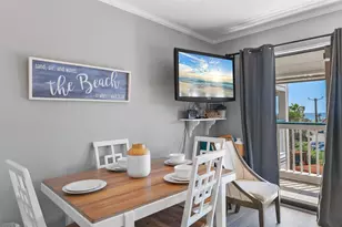 6102 Seawall Blvd, Galveston, TX 77551 - Photo 9