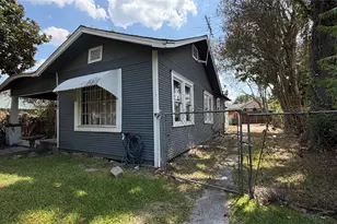 4017 Baden St, Houston, TX 77009 - Photo 9