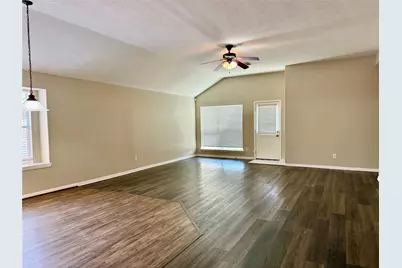 7111 Favian Court, Houston, TX 77083 - Photo 3