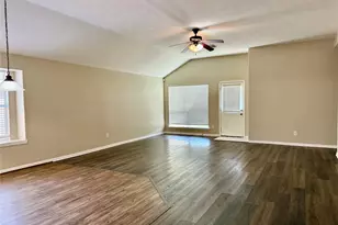 7111 Favian Ct, Houston, TX 77083 - Photo 3