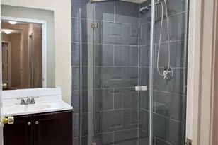 7111 Favian Ct, Houston, TX 77083 - Photo 9