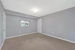 11719 S Spicewood Ln, Houston, TX 77044 - Photo 13