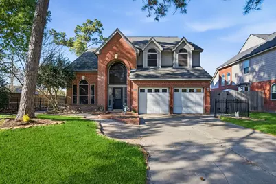 3203 Creek Manor Drive, Houston, TX 77339 - Photo 3