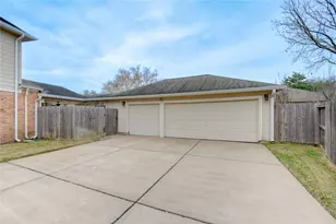 1730 Monvale Ln, Sugar Land, TX 77479 - Photo 5