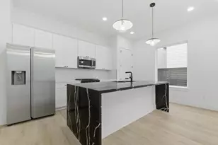 6543 Sealey St, Houston, TX 77091 - Photo 9