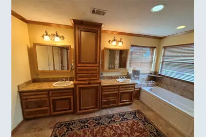 6622 County Road 360, Buffalo, TX 75831 - Photo 19