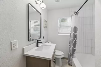 1224 Welch Street #1, Houston, TX 77006 - Photo 9