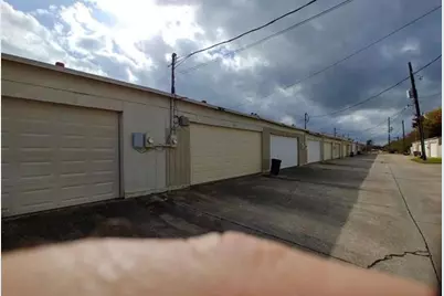1135 Park Meadow Dr, Beaumont, TX 77706 - Photo 11