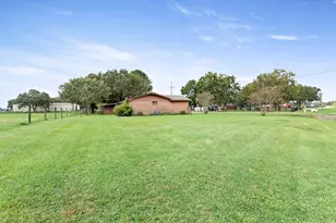 207 N Carter Rd, Winnie, TX 77665 - Photo 23