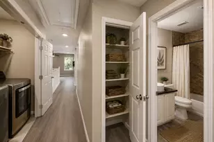 86 N Valley Oaks Cir, The Woodlands, TX 77382 - Photo 25