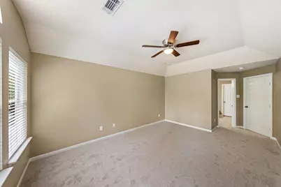 86 N Valley Oaks Circle, The Woodlands, TX 77382 - Photo 19